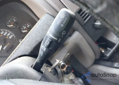 2004 Jeep Grand Cherokee Laredo z USA, uszkodzony, nr VIN 1J4GX48S34C192181